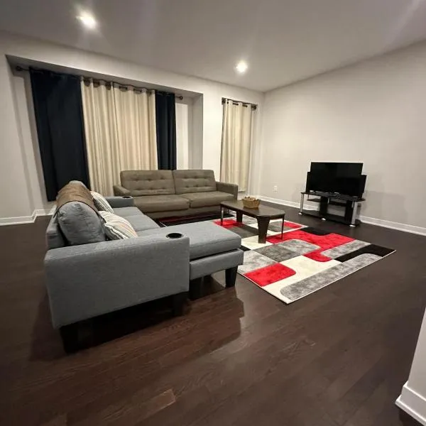 House of Peace - Includes Wi-Fi, Netflix，位于渥太华的酒店