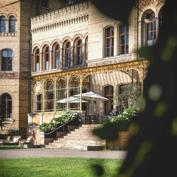Hotel Schloss Neetzow，位于Neetzow的酒店