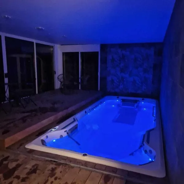 Escapade Romantique à Saint Omer-Espace Totalement Privatisé Avec Terrasse，位于圣奥梅尔的酒店