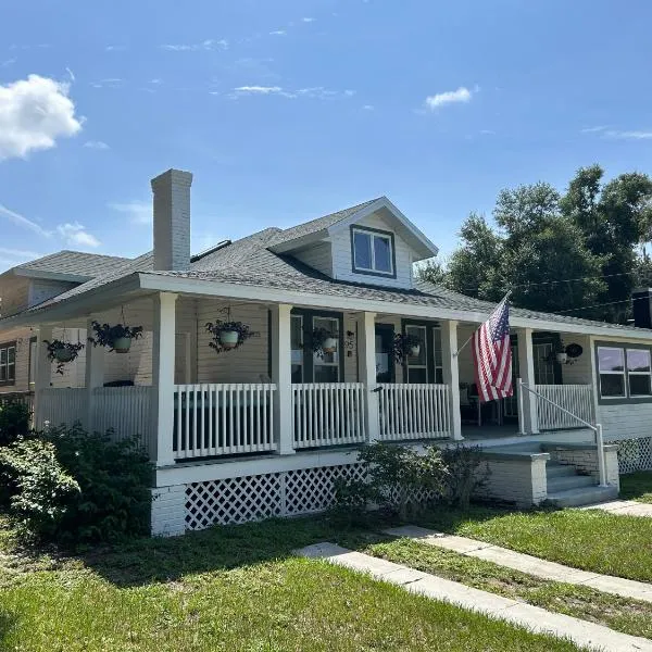 The Rose on Lakeside，位于Umatilla的酒店