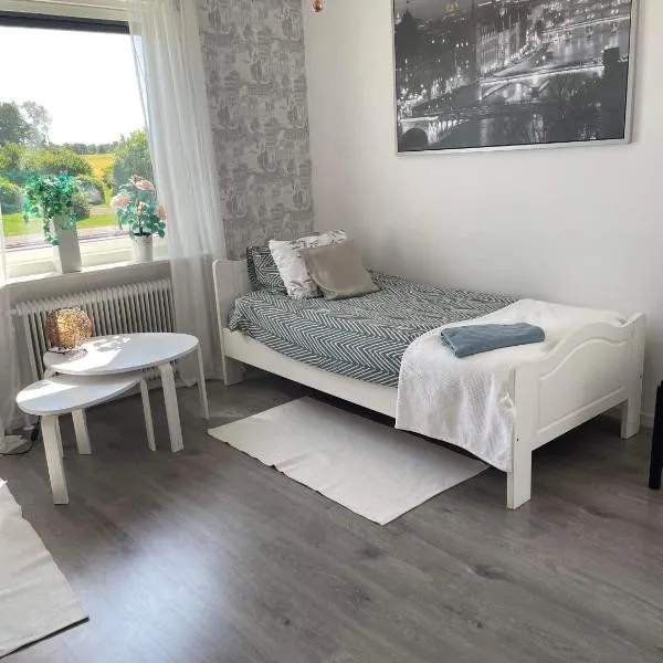 Ödeshög Modernt och stilfullt B&B，位于Ödeshög的酒店