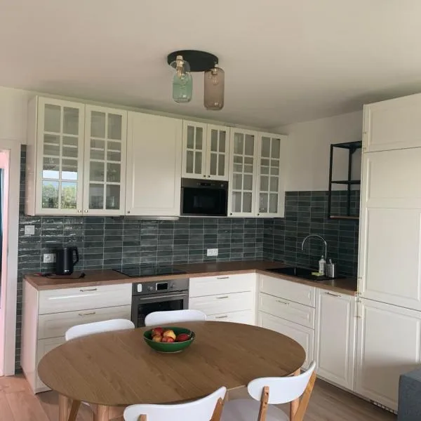 Smile 2，位于Tomice的酒店