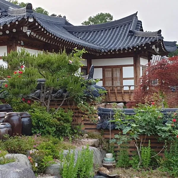 Boseong Greenery Hanok Pension，位于宝城郡的酒店