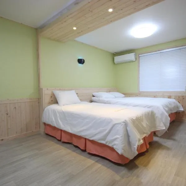 Haenam World Pension，位于Haenam的酒店