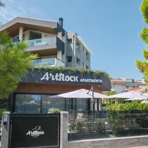 ArtRock Apartments，位于阿布鲁齐的罗塞托的酒店