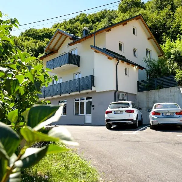 Apartman Astral，位于亚伊采的酒店
