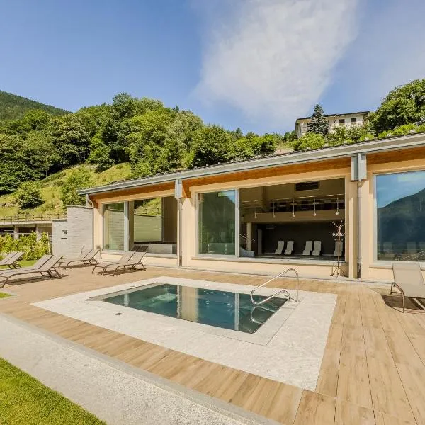 Hotel Belvedere Wellness&SPA，位于克罗多的酒店