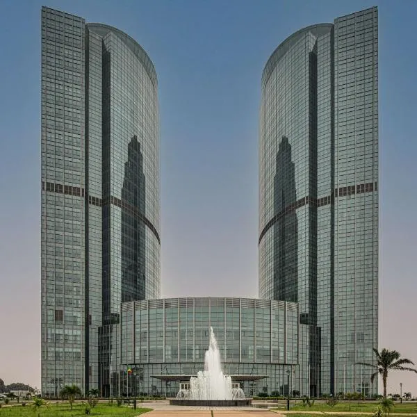 Hilton Brazzaville Les Tours Jumelles Hotel & Residences，位于布拉柴维尔的酒店