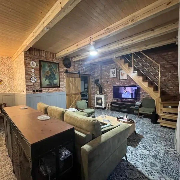 Sielski Zaułek Guciów u Dorotki -Basen,Jacuzzi,Sauna，位于Guciów的酒店