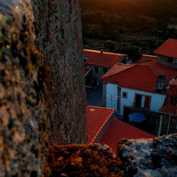 Casa da Capela，位于Aldeia Viçosa的酒店