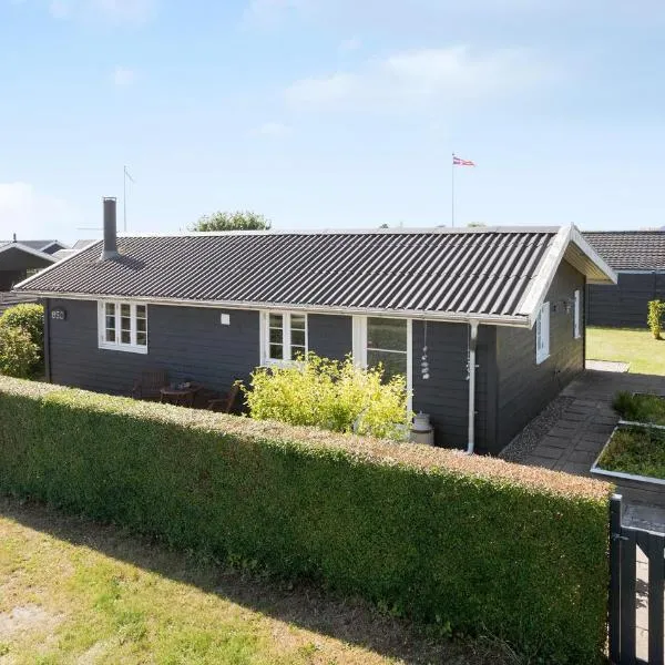 Gorgeous Home In Karrebæksminde，位于Karrebæksminde的酒店