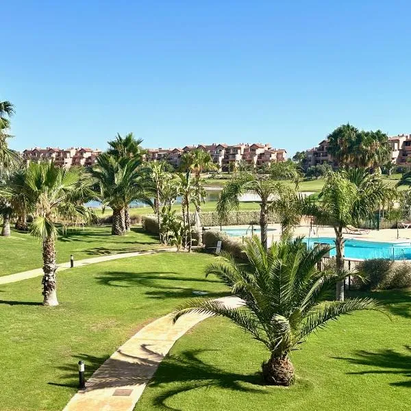Sentido Suite - Mar Menor Golf Resort，位于托雷帕切科的酒店