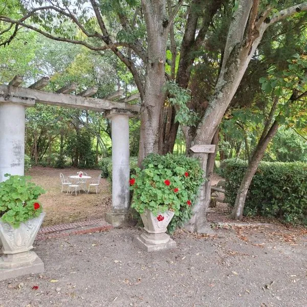 Les jardins du Canal，位于Sainte-Eulalie的酒店
