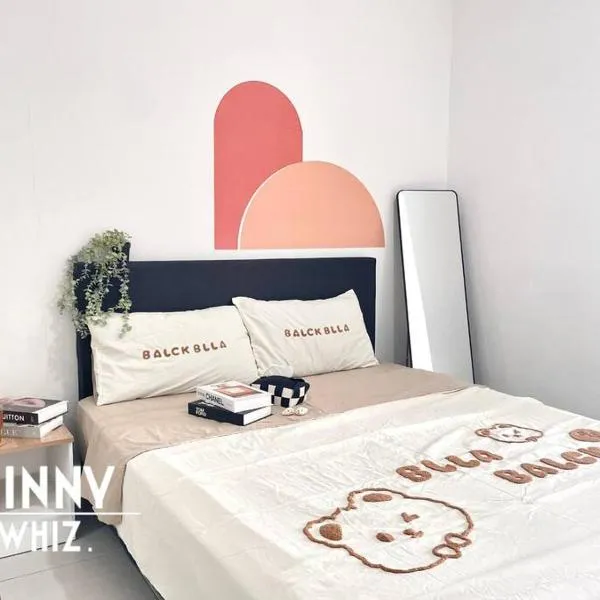 Netizen Couple Suite Balcony MRT #21，位于蕉赖的酒店