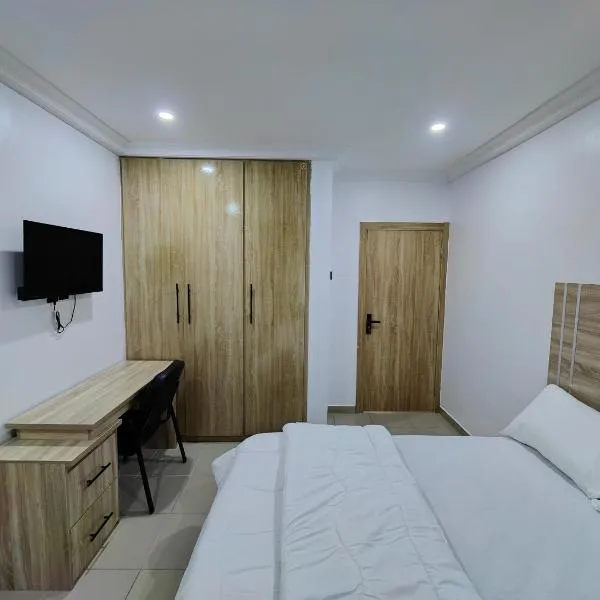 Lekki Continental Apartment，位于拉各斯的酒店