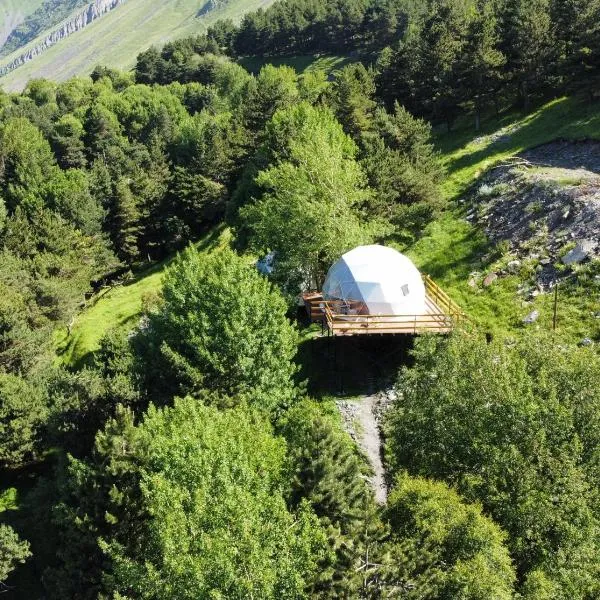 Elia Glamping，位于卡兹贝吉的酒店