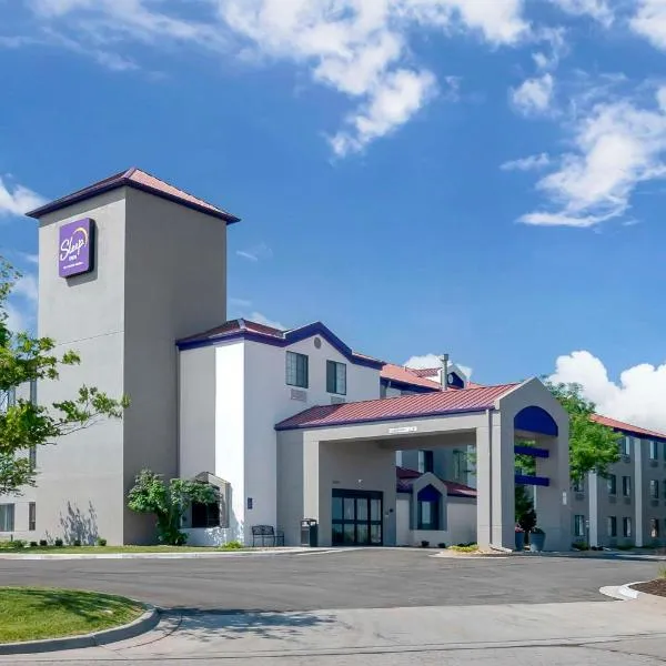 Sleep Inn Olathe - Kansas City，位于Merriam的酒店