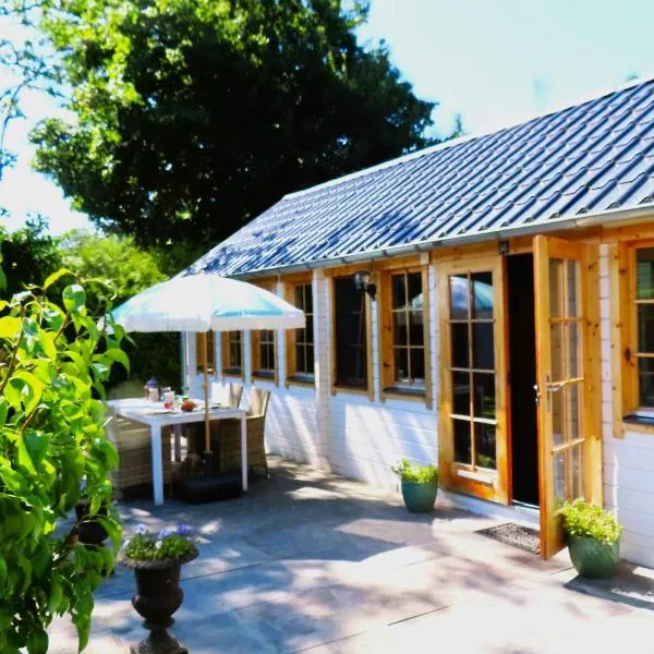Tiny Botanic House，位于曲马勒姆的酒店