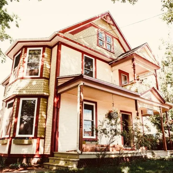 Au Loup, maison élégante，位于滑铁卢的酒店