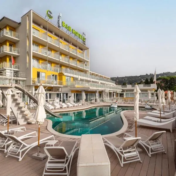 B&B Hotels Park Hotel Suisse Santa Margherita Ligure，位于圣玛格丽塔-利古雷的酒店