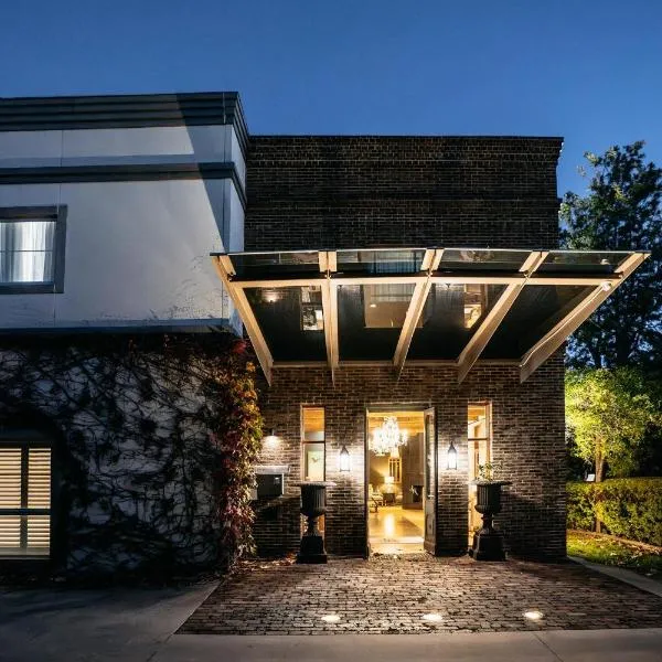 de Russie Boutique Hotel，位于奥兰治的酒店