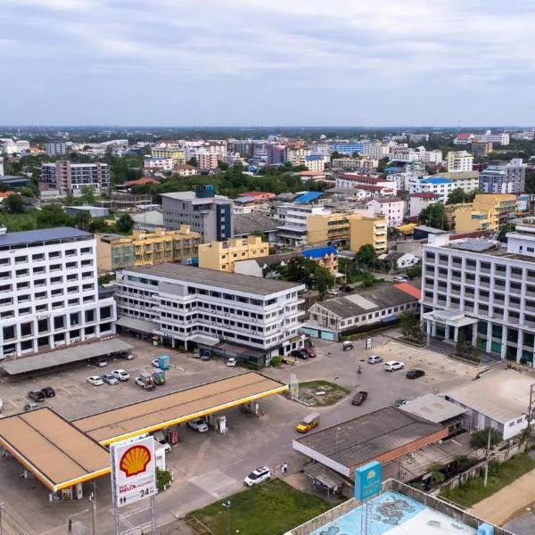 River Hotel - The Outstanding Venues Nakhon Pathom，位于Ban Hua Na Pa的酒店