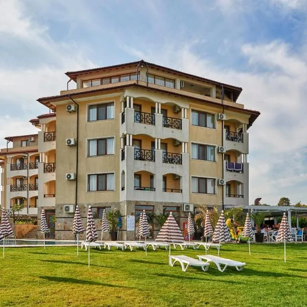 Toma's Residence - Front Beach，位于Izgrev的酒店