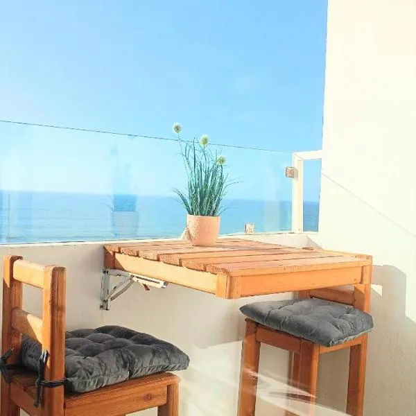 Ocean view sunset apartment in the heart of Rabat，位于拉巴特的酒店