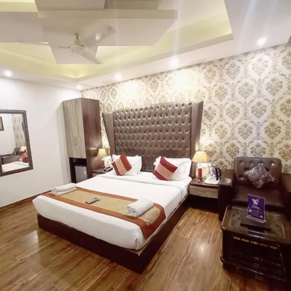 Hotel Waterfall Paschim Vihar Delhi，位于新德里的酒店
