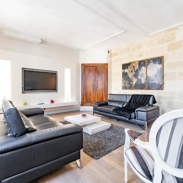 Magnifique Appartement - 160m2 - 3 Chambres - Centre de Bordeaux，位于波尔多的酒店
