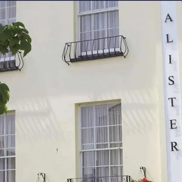 Alister Guest House，位于崔妮蒂的酒店