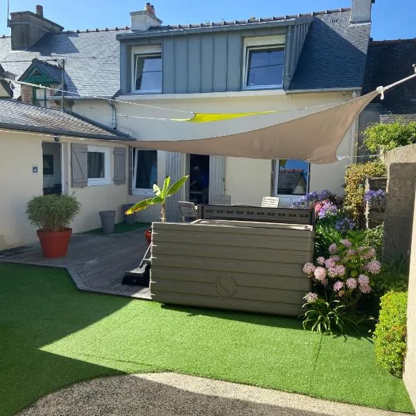 LES VILLAS TAGARINES - Villa Les Noës，位于Étables-sur-Mer的酒店