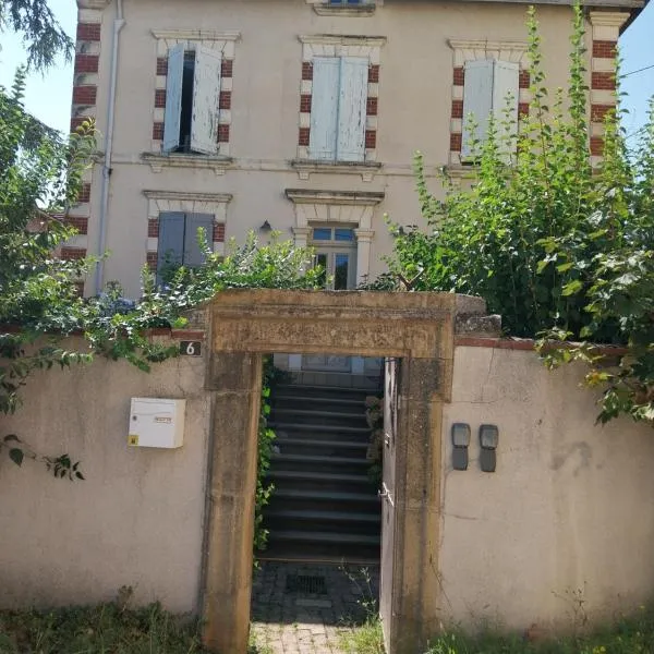 Maison Auctoire，位于Sarras的酒店