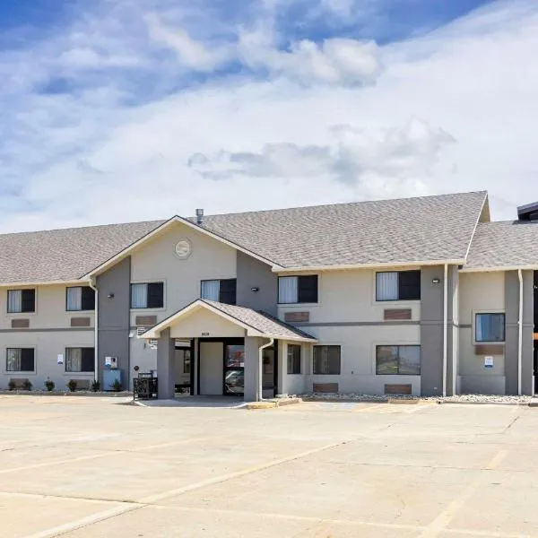 Sleep Inn & Suites Salina I-135，位于萨利纳的酒店