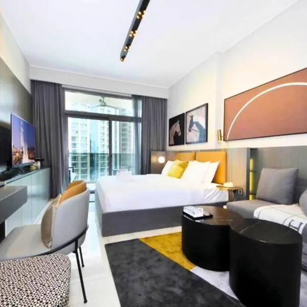 MAG318 Downtown Luxury - 5 Min Walk to Burj & Mall，位于迪拜的酒店