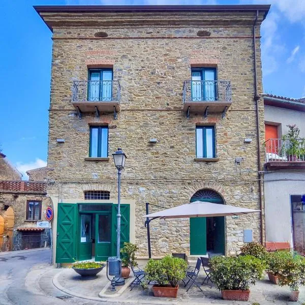 Il Palazzetto，位于阿西亚罗利的酒店