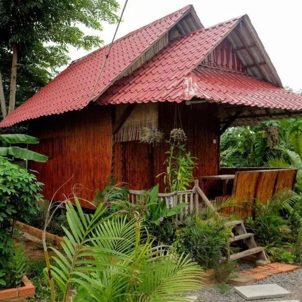 Odambang Village Homestay，位于Phumĭ Poŭthĭ Mâ Srei的酒店