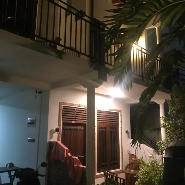 Flip Flop Inn Mirissa，位于米瑞莎的酒店