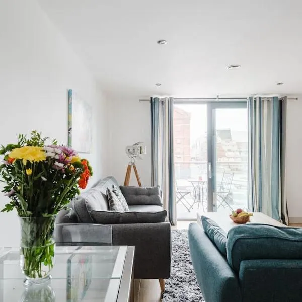 Beautiful 1 Bedroom Apartment with parking in Gloucester Docks，位于格洛斯特的酒店