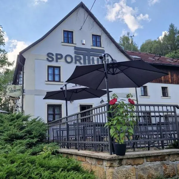 Penzion a restaurant Sportturia，位于Jablonné v Podještědí的酒店