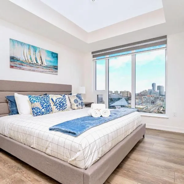 Condo Unit with Stunning Views & Amenities，位于基奇纳的酒店