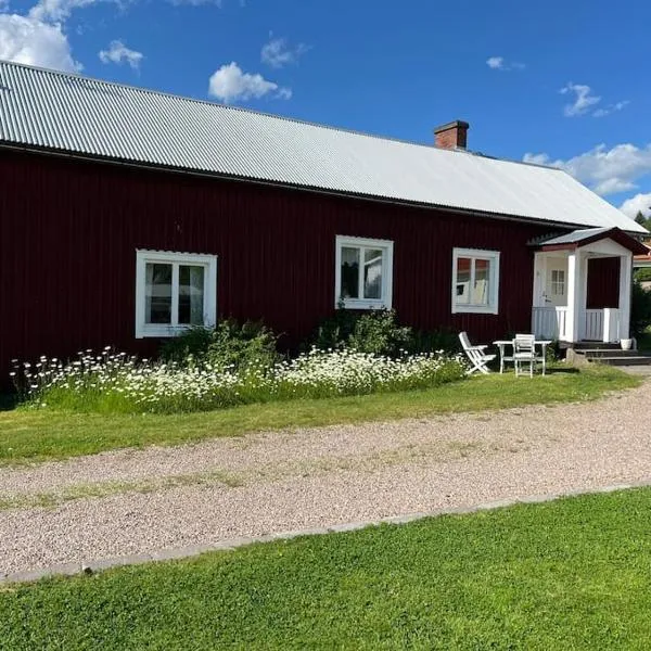Oleby Källbacken，位于图什比的酒店