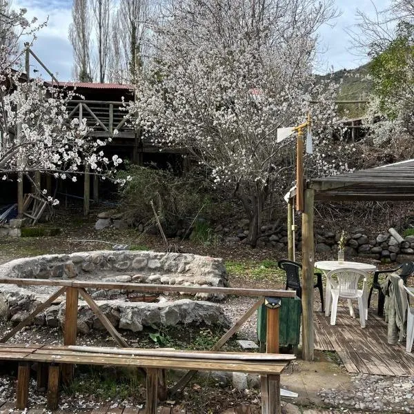Cabaña Nido de Almas，位于圣何塞德迈波的酒店