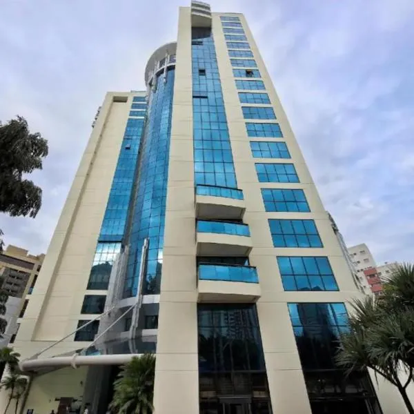 Flat de Luxo em Hotel 4E na Av Ibirapuera em Moema，位于圣保罗的酒店