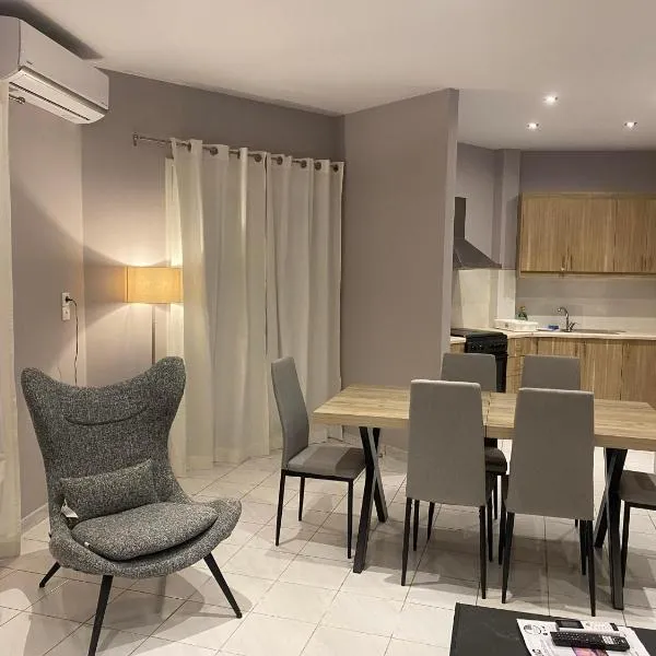 Alyzia Apartment，位于西洛卡特伦的酒店