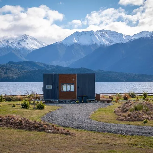 Tiny Piece of Paradise - Te Anau Tiny House，位于Te Anau Downs的酒店