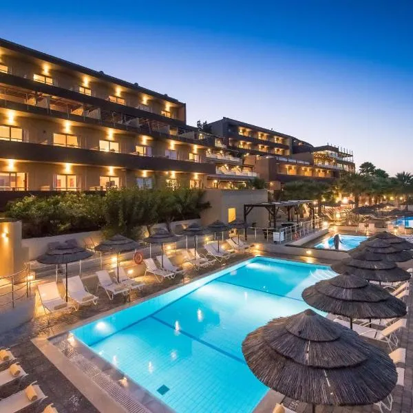 蓝湾度假酒店，位于阿齐亚佩拉加的酒店