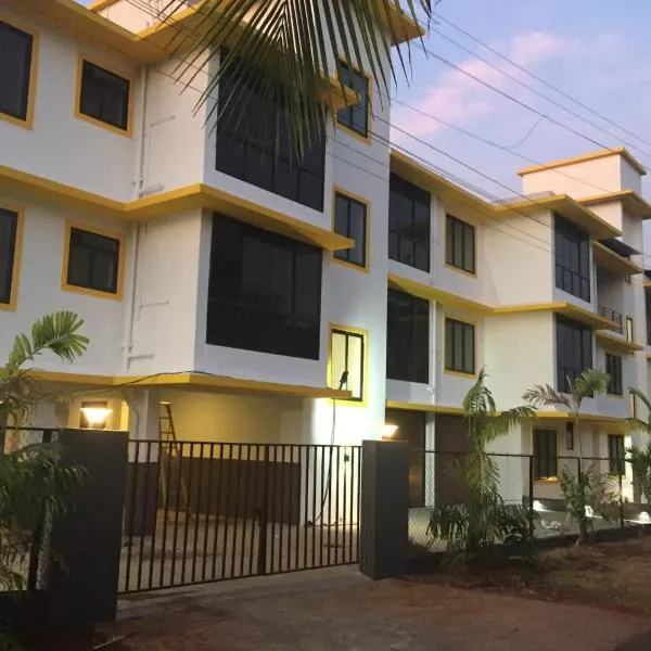 1bhk studio apartment North Goa，位于Revora的酒店