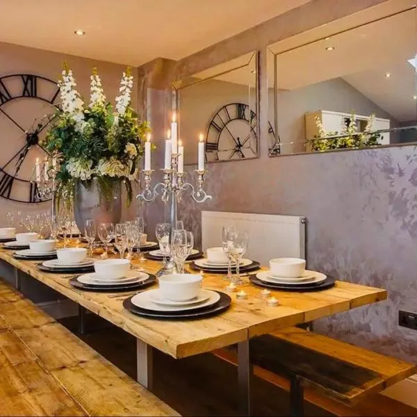 Barn near york with hot tub，位于约克的酒店