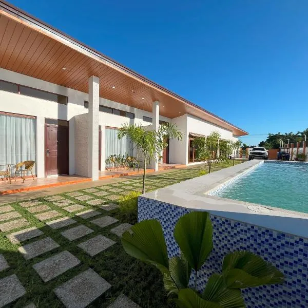 Villa Mercedes Private Resort，位于Candon的酒店
